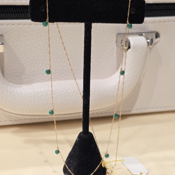 💚✨️14K Real Gold Necklace with Green Beads✨️💚 - Picture 2 of 2